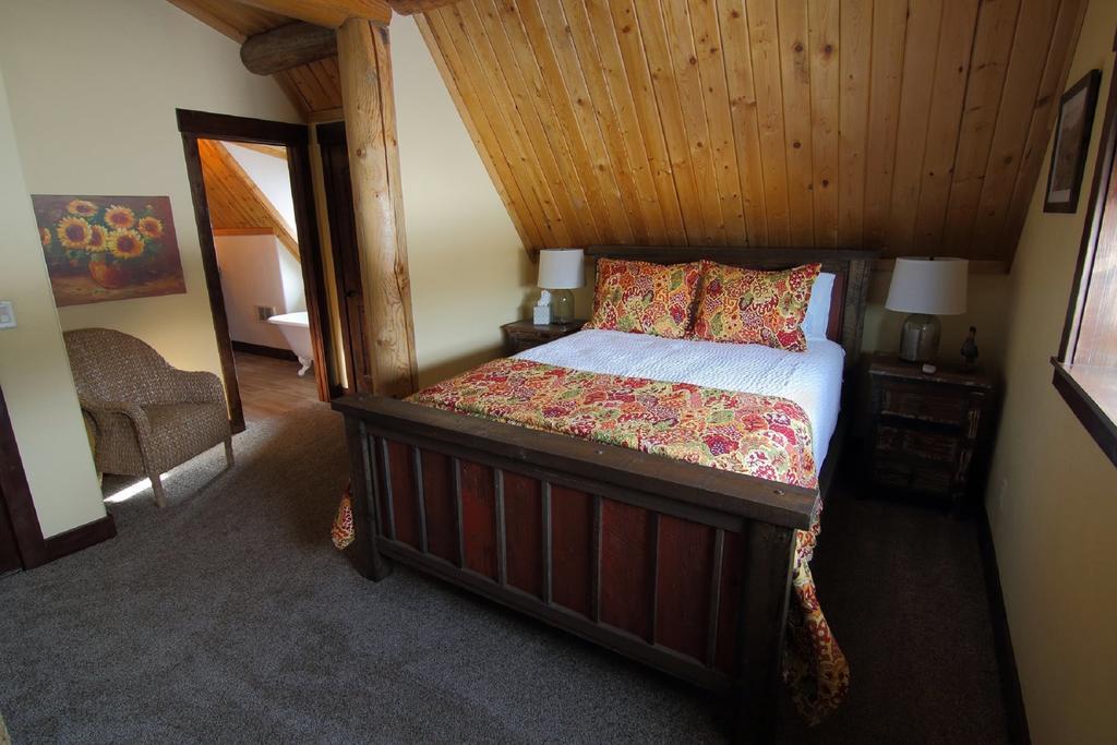 Fin And Feather Inn Victor Rom bilde